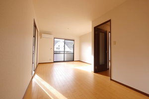 アルカディア　＊＊　Ｆ棟 F0201号-2