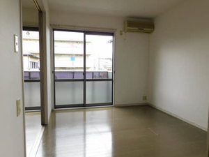 Ｓｏｕｔｈｅｒｎ．Ｑ　＊ A0201号-9