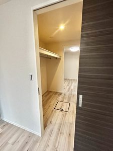 ファンテジー旭ヶ丘　Ｂ棟 B0102号-4