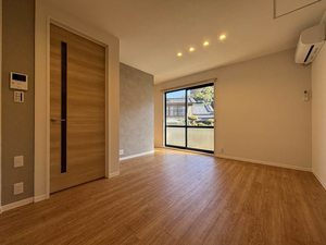 フレグランス左底　＊ A0101号-2