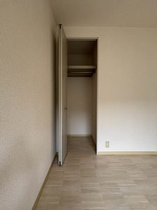 フォーレスＳ　Ｂ棟　＊ B0102号-8