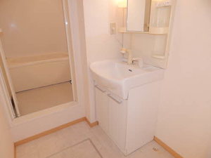 フォーレスＳ　Ｄ棟　＊＊ D0102号-8