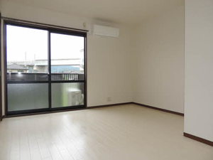 セントレージＴＭＲ　＊＊ A0202号-2