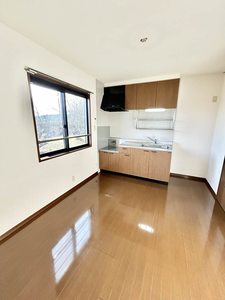 サニーヒルズ　Ｂ棟　＊＊ B0201号-4