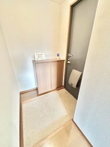 サニーヒルズ　Ｂ棟　＊＊ B0201号-11