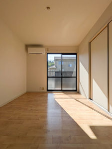 フォーレス華　Ｂ棟　＊＊ B0102号-4