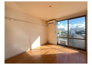 シャーメゾンアルテミス　＊ A0202号-2