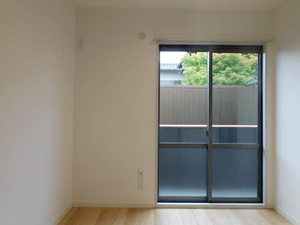 フォーレスト　ビラ　Ⅱ棟 B0201号-4