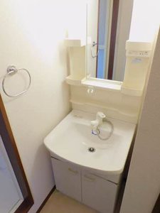 バリュージュ雄希　Ｃ棟　＊＊ C0202号-5