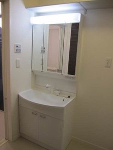 シャーメゾン古城　Ａ棟　＊ A0201号-3