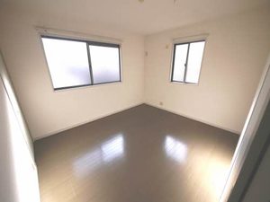 リバービュー　Ｂ棟　＊＊ B0101号-3