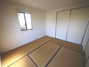 リバービュー　Ｂ棟　＊＊ B0101号-4