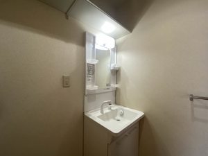 ビブレ田原　Ｂ棟　＊＊ B0102号-5