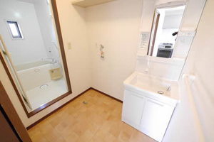 リバーサイド行広 A0203号-5
