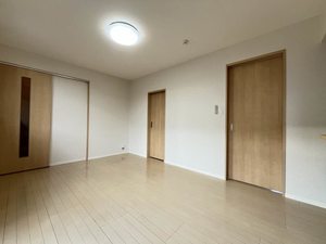 フォーレス’０３　＊ A0101号-13