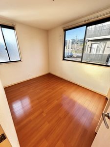 レグルス　Ⅱ棟　＊＊ B0102号-3