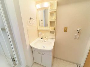 インペリアル・ロジュマン　Ｃ棟　＊＊ C0102号-13