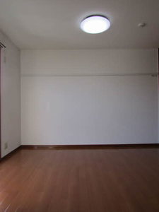 フォーレス・いすず　Ｂ棟　＊＊ B0101号-2