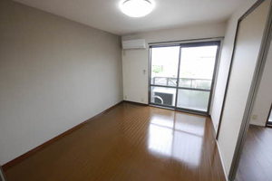 ソレイユドミール溝堀　Ｂ棟　＊ B0201号-2