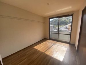 バリュージュ　＊＊ A0202号-3