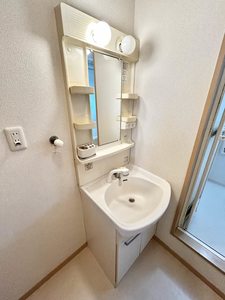 エクセレント川副　Ｂ棟　＊＊ B0201号-8