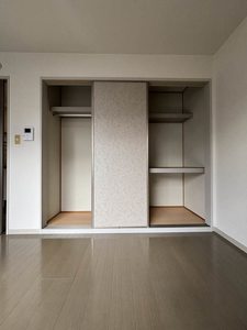 シャーメゾンさつき　＊＊ A0102号-11