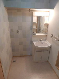 メゾン・ド・カメリア　Ｅ棟　＊ E0102号-4