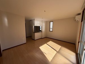 プリムローズ　ヤヒロ　Ｂ棟　＊＊ B0102号-2