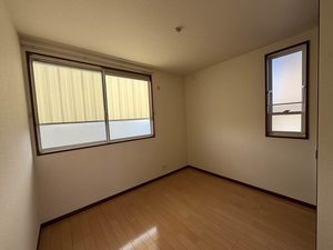 プリムローズ　ヤヒロ　Ｂ棟　＊＊ B0102号-9