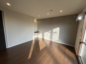 ヒルズ龍化 B棟 ** B0101号-4