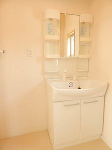 エアリー　Ｂ棟　＊＊ B0201号-7