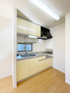 エストレージャ　Ｋ棟　＊ K0201号-3