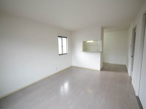 パークヴィレッジ　Ａ棟　＊＊ A0202号-2