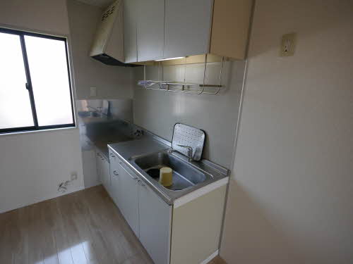 サンライズ　Ⅰ　＊＊ A0202号-3