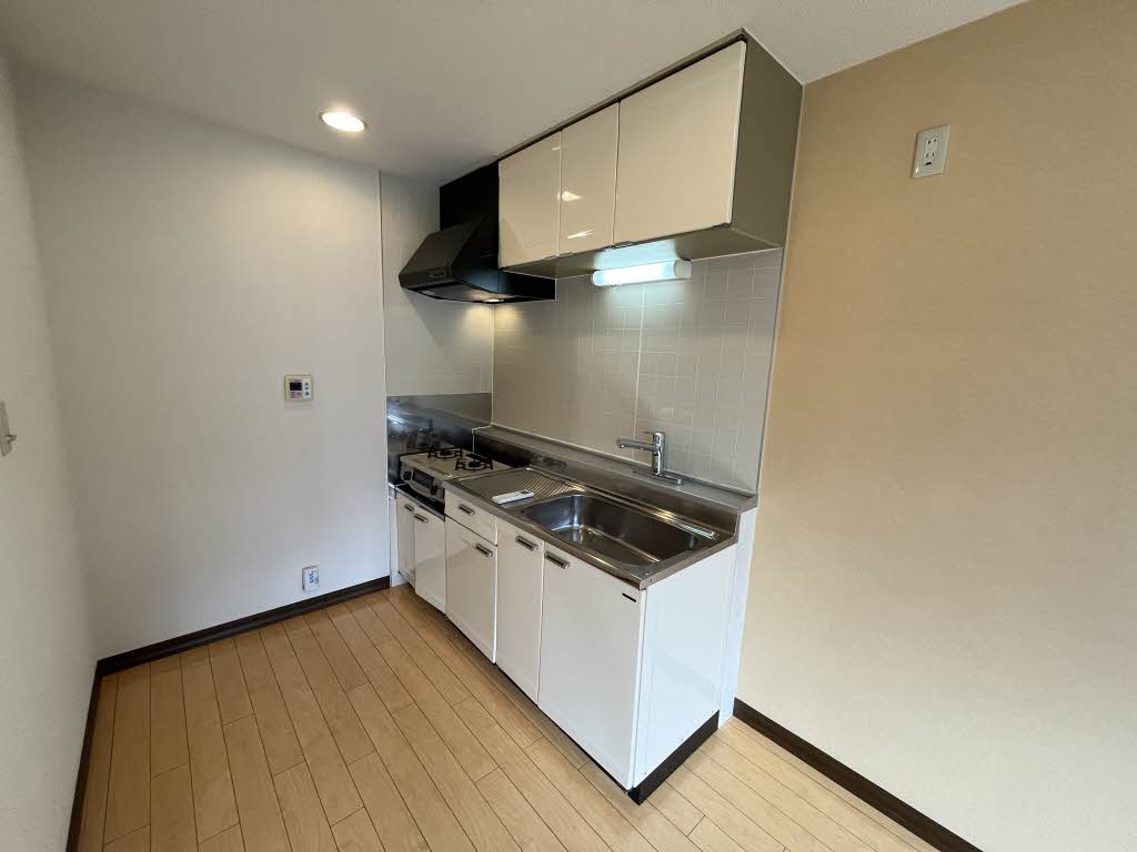 エレガンテ篠栗　Ａ棟　＊＊ A0201号-3