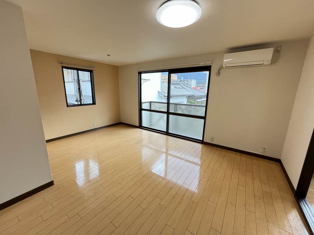 エレガンテ篠栗　Ａ棟　＊＊ A0201号-6