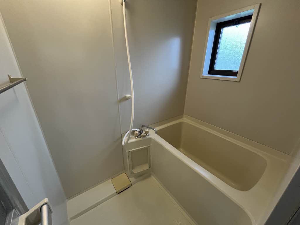 エレガンテ篠栗　Ａ棟　＊＊ A0201号-11