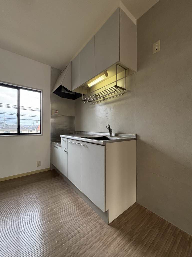 レオン西郷台　Ａ棟　＊ A0202号-3