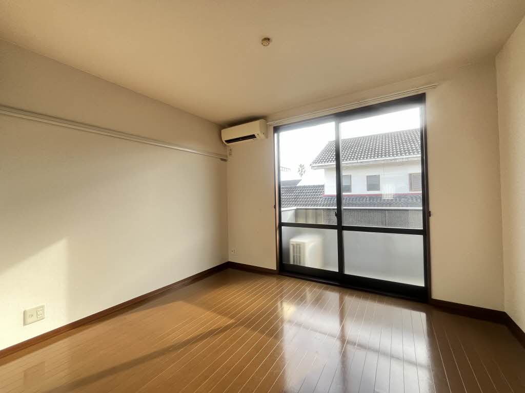 コンフォート・リリー　Ｃ棟　＊＊ C0202号-2