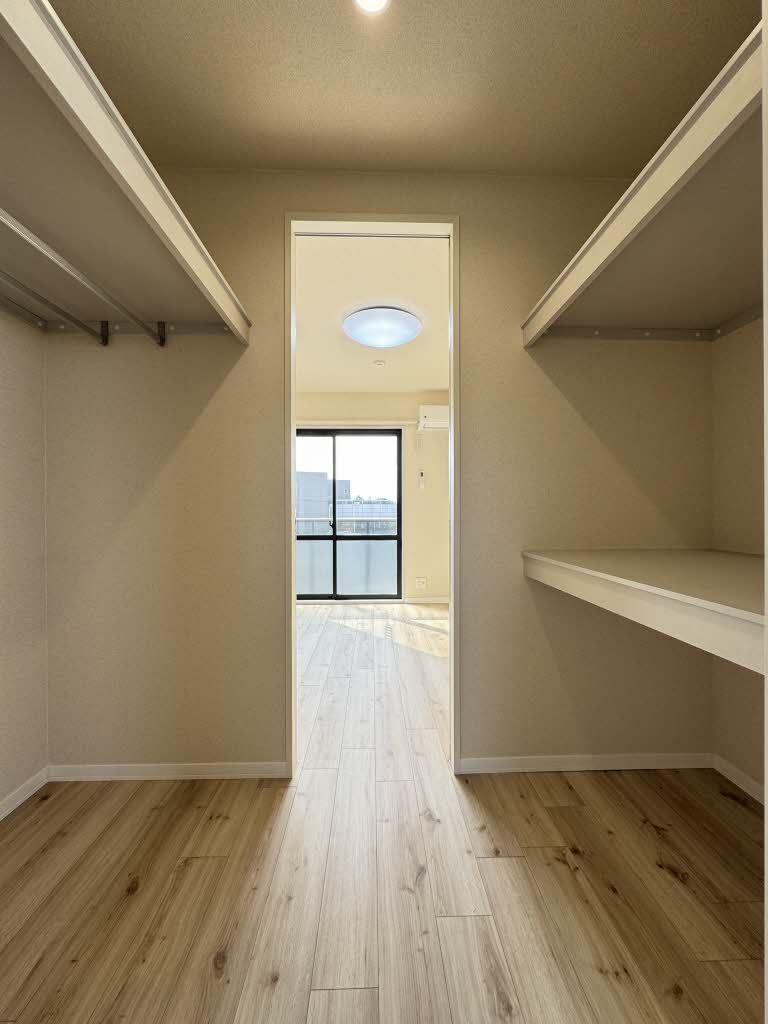 シャンテ和泉　Ｂ棟　＊＊ B0201号-9