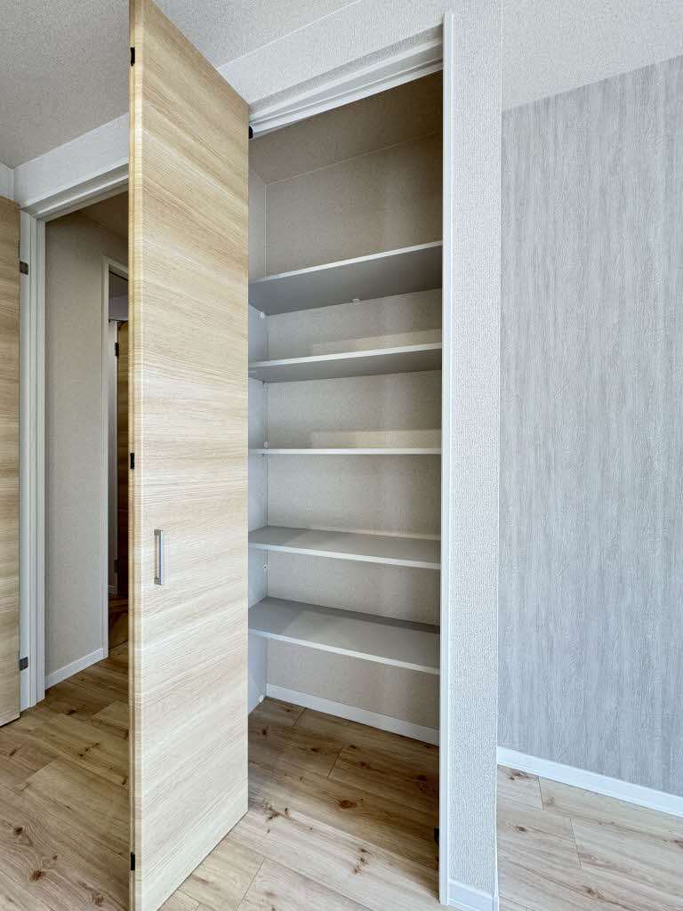 シャンテ和泉　Ｂ棟　＊＊ B0201号-12