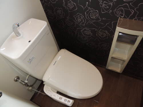 ファミーユ島町　Ｂ棟　＊＊ B0101号-5