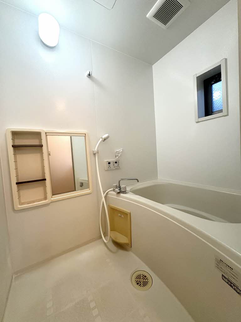 シャーメゾンみち C棟 * C0102号-4