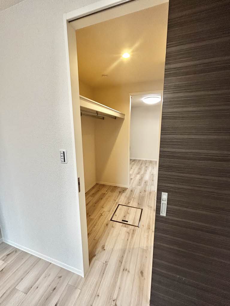 ファンテジー旭ヶ丘　Ｂ棟 B0102号-4