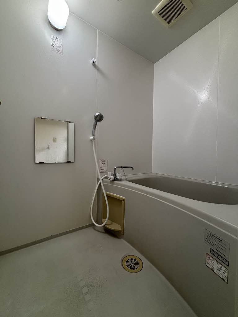 フォーレスＳ　Ｂ棟　＊ B0102号-2