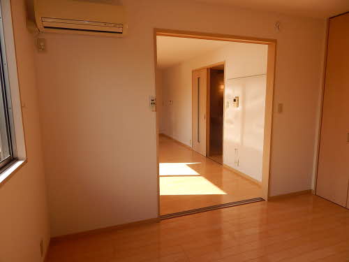 フォーレスＳ　Ｄ棟　＊＊ D0102号-12