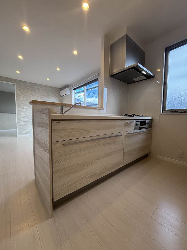 フォーレスＳ　Ｄ棟　＊＊ D0202号-2