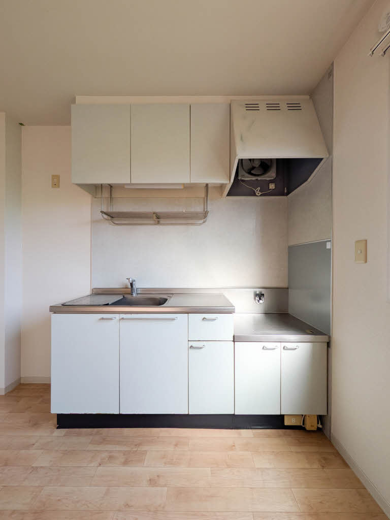 フォーレス華　Ｂ棟　＊＊ B0102号-3