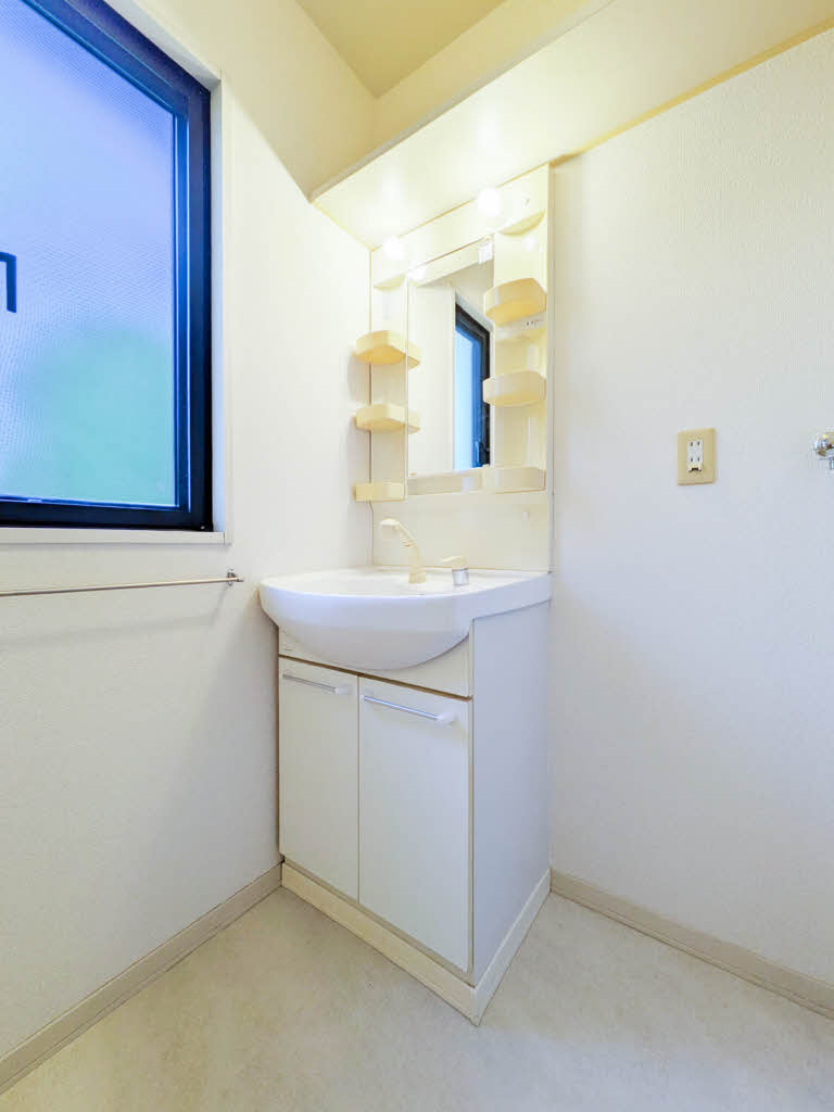 フォーレス華　Ｂ棟　＊＊ B0202号-7