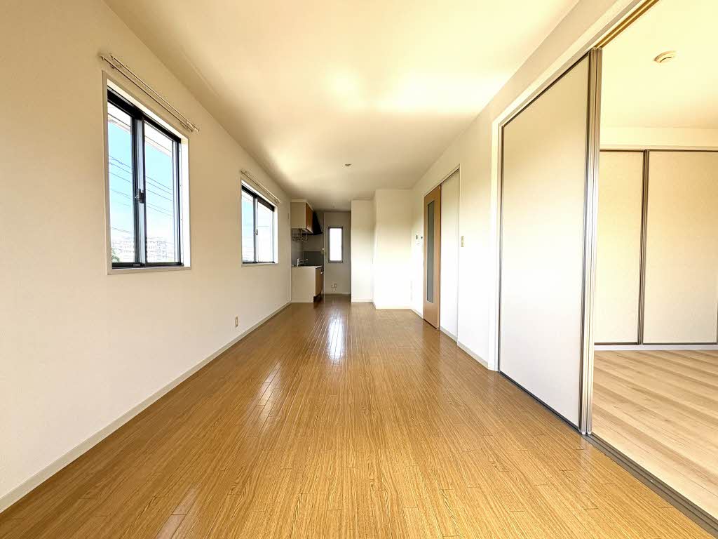 リヴ　アヴェニール　Ａ棟　＊＊ A0201号-2